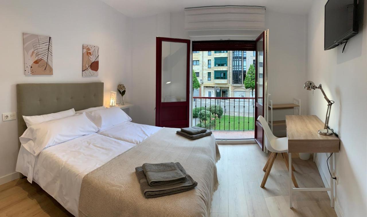 Apartamentos Santullano 1 Oviedo Eksteriør bilde