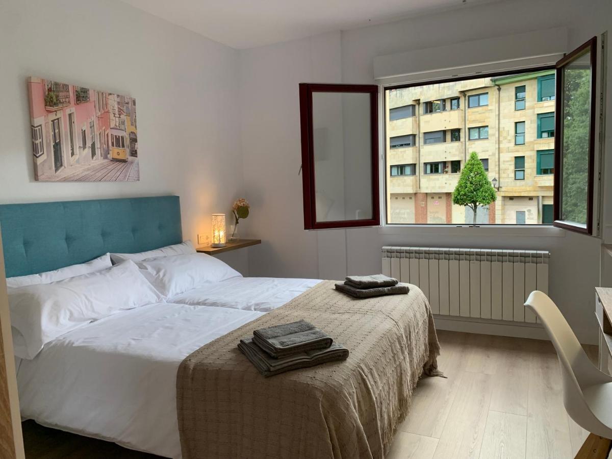 Apartamentos Santullano 1 Oviedo Eksteriør bilde