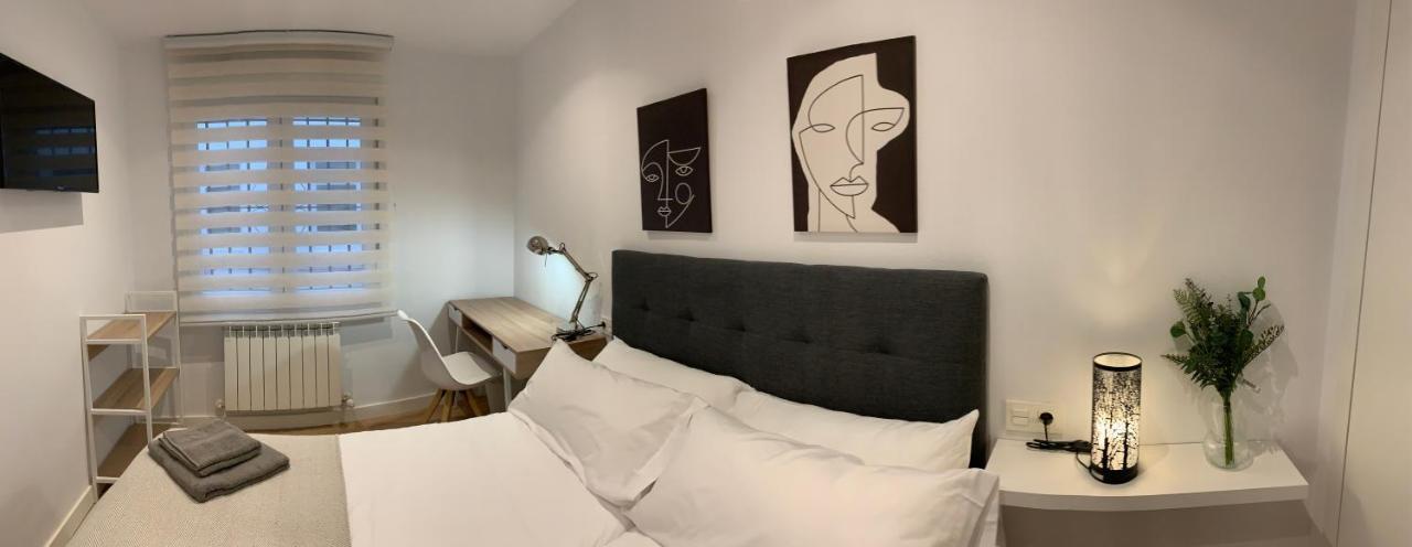Apartamentos Santullano 1 Oviedo Eksteriør bilde