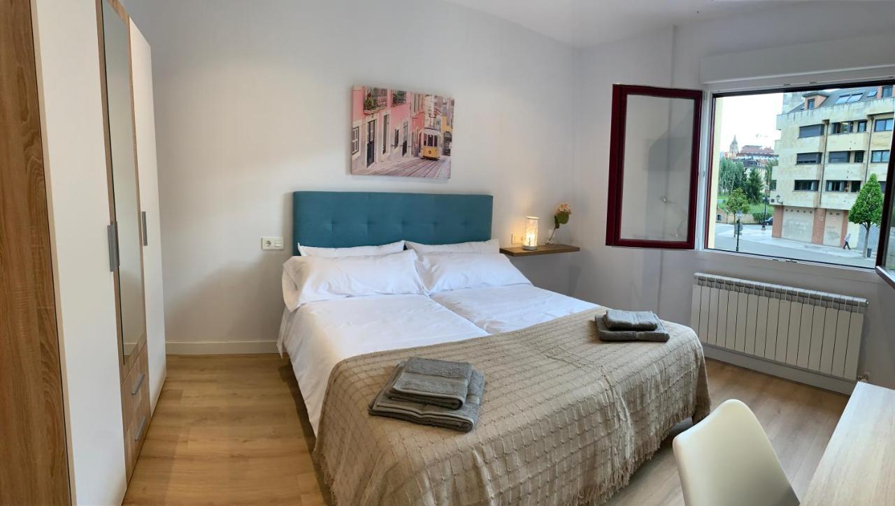 Apartamentos Santullano 1 Oviedo Eksteriør bilde